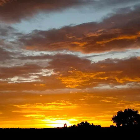 Holiday home El Montaraz De